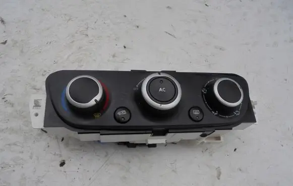 Renault Laguna III Climate control unit