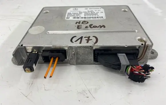 Mercedes-Benz E W211 Bluetooth control unit module A2118702726