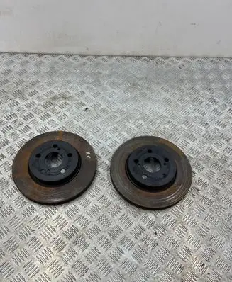 Toyota Yaris XP210 Front brake disc 43512K003