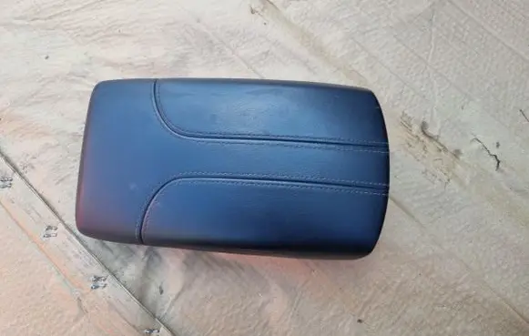 Nissan Qashqai Armrest 