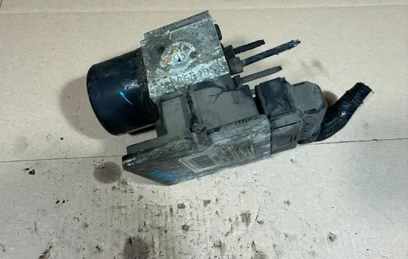 Renault Trafic II (X83) ABS Pump 54084659B EBC430EV 13509005