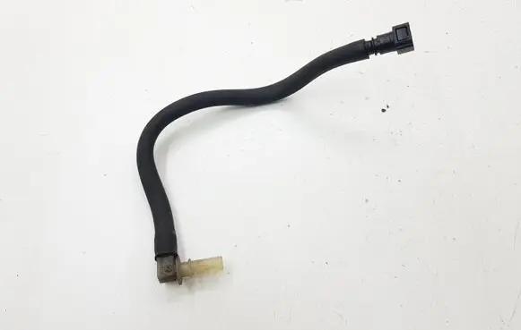 Mitsubishi Outlander Fuel line pipe