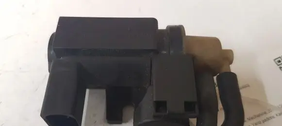 Volvo V70 Turbo solenoid valve 70232502 31293964