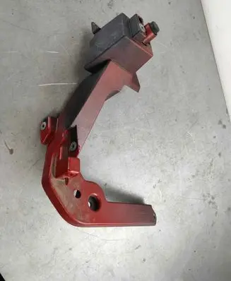 Volvo C40 Fender mounting bracket 32234762 31469373