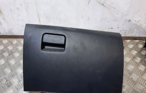 Mitsubishi Lancer Evolution Glove box 8006A083ZZ