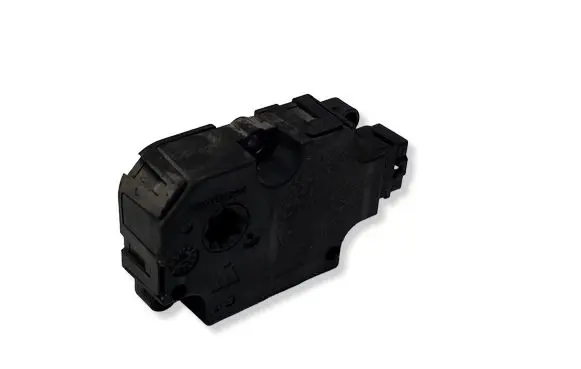 Audi A8 S8 D3 4E Air flap motor/actuator CZ1139300853