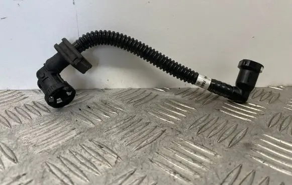 BMW 3 F30 F35 F31 Vacuum line/pipe/hose 7602057