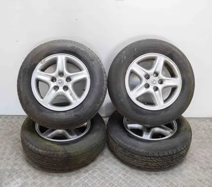 R16 alloy rim