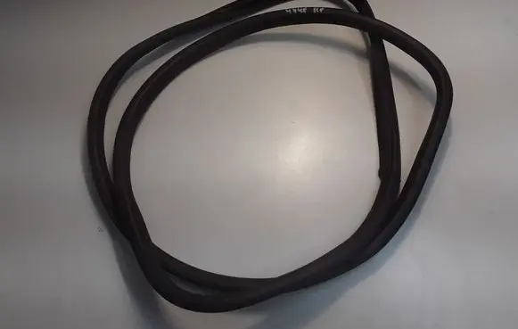 MG MG5 II Front door rubber seal 10321422