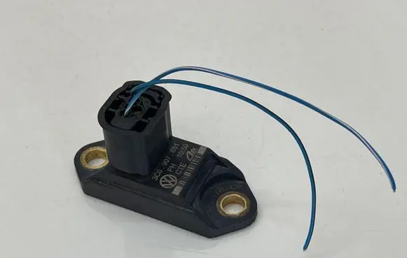 Volkswagen Golf VI Acceleration sensor 3C0907651