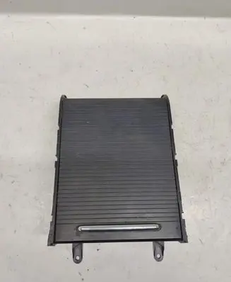 Volkswagen PASSAT B6 Cup holder 