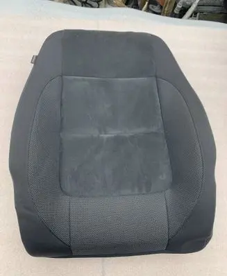 Volkswagen Tiguan Seat trim 5N0881806GS
