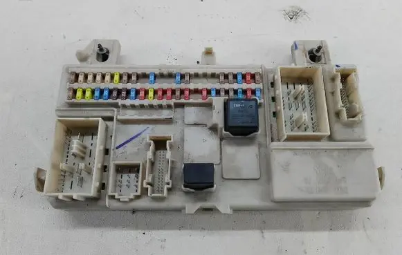 Volvo V50 Fuse box set 8690722