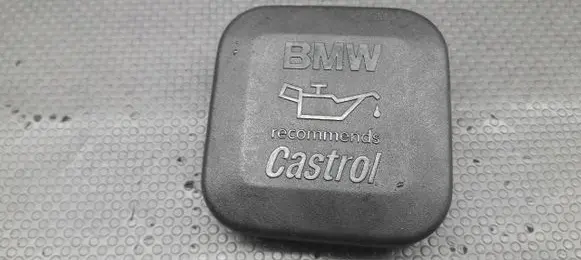 BMW 3 E46 Oil filler cap 7509328
