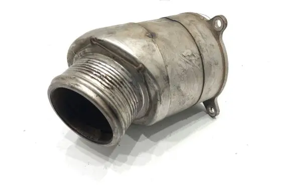 Volkswagen PASSAT B8 Intercooler hose/pipe 04L131111L