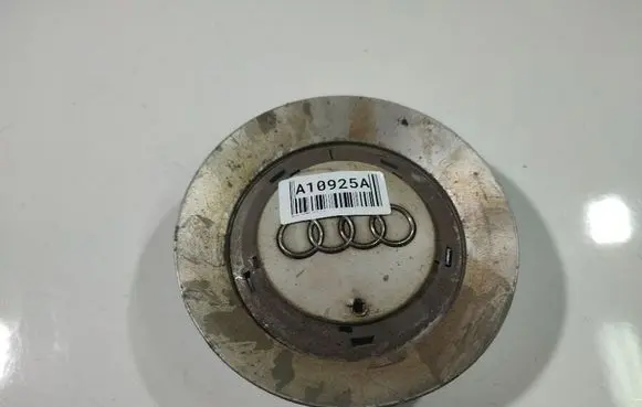 Skoda Superb B6 (3T) Original wheel cap 4F0601165
