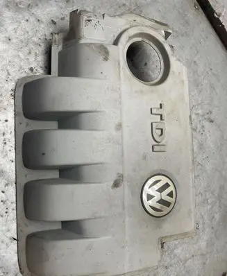 Volkswagen PASSAT B6 Engine cover (trim) 81573