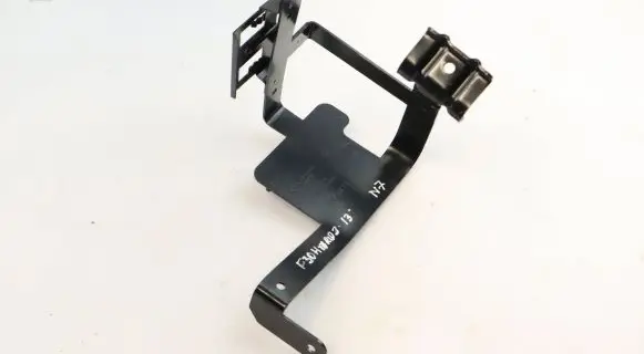 BMW 3 F30 F35 F31 Battery bracket 7605412
