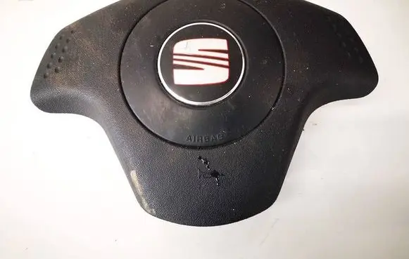 Seat Ibiza III (6L) Steering wheel airbag 6L0880201G