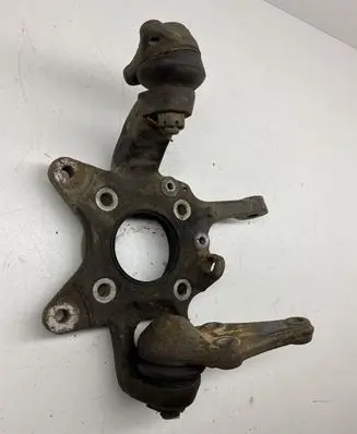 Mitsubishi Pajero Front wheel hub