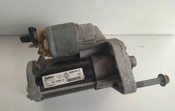 Opel Vivaro Starter motor 233002889R NP2298A RSM1612