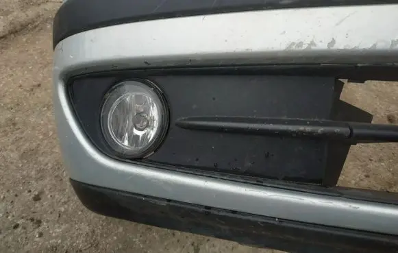 Front bumper lower grill
