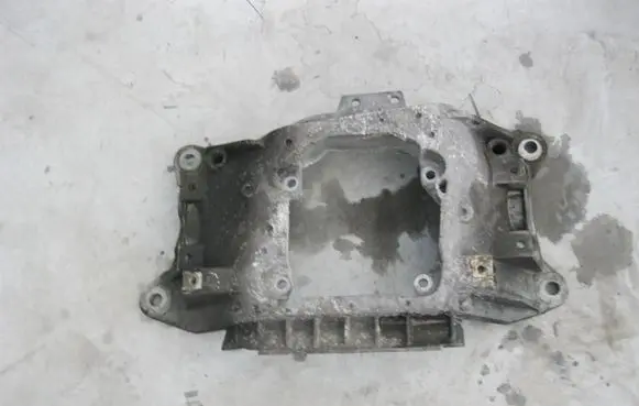 Audi A6 S6 C7 4G Gearbox mounting bracket 4G0399263J
