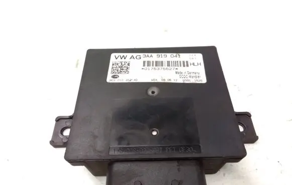 Volkswagen Sharan Voltage converter/converter module 3AA919041