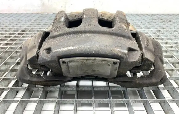 Volkswagen Transporter - Caravelle T5 Front brake caliper 