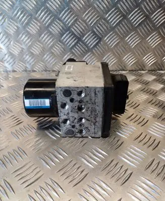 Volkswagen PASSAT B6 ABS Pump 3C0614109C 16431501C 16431601
