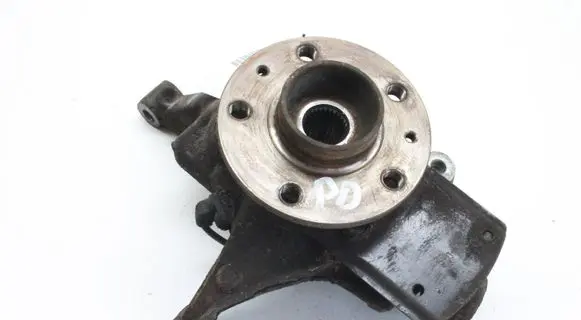 Renault Trafic III (X82) Front wheel hub
