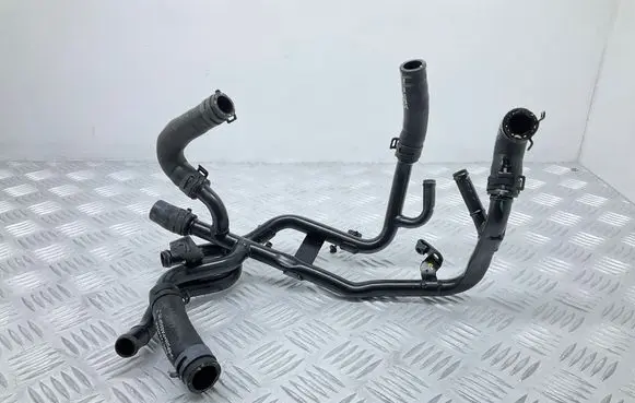 Audi A4 S4 B9 Engine coolant pipe/hose 04L122157CA