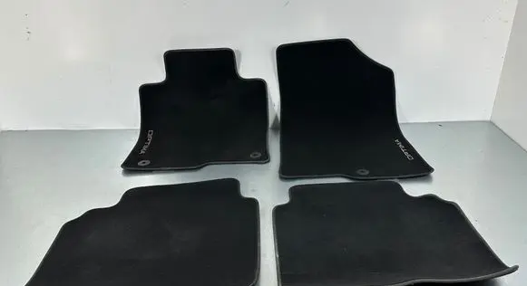 KIA Optima Car floor mat set 04143ADE50 D4143ADE60