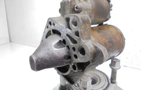 Renault Modus Starter motor 8200520411