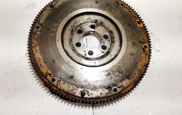 Volkswagen Golf V Flywheel 030105271d