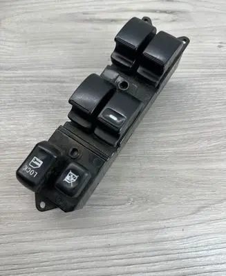 Mitsubishi Outlander Electric window control switch 8608A060 C8DD601M 2287D1