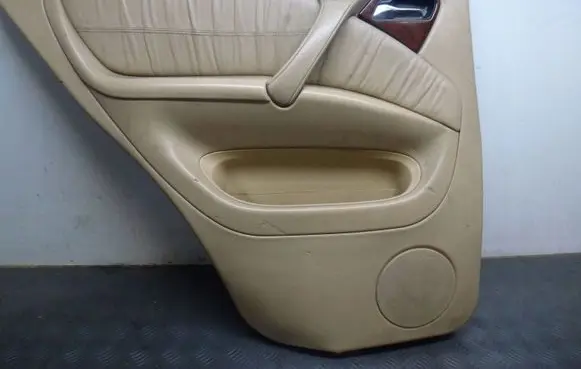 Mercedes-Benz ML W163 Rear door card panel trim