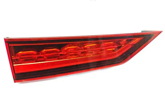 Volvo V60 Tailgate rear/tail lights 32228904