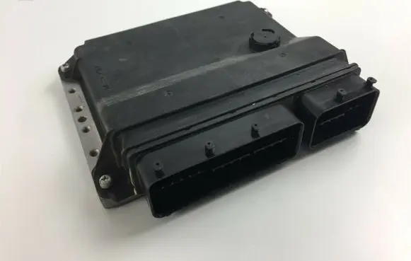 Toyota Avensis T270 Other control units/modules 8966105F20 Z83