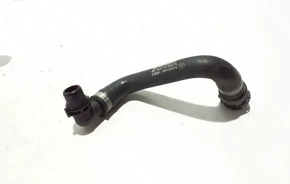 Mercedes-Benz AMG GT 4 x290 w290 Engine coolant pipe/hose A2578300100