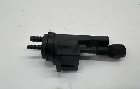 Mercedes-Benz E W213 Turbo solenoid valve A0025407097