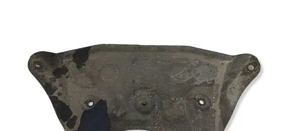 Volvo V60 Engine splash shield/under tray 31280820