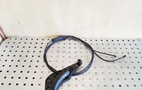 BMW 5 F10 F11 Engine bonnet (hood) release handle 51239114003