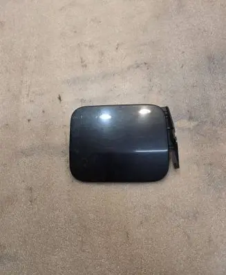 Audi A8 S8 D2 4D Fuel tank cap 