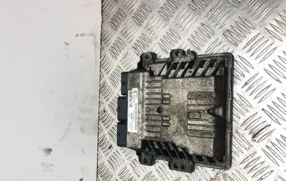 Peugeot 508 Engine control unit/module SID807EV0 S180133048B 832449664