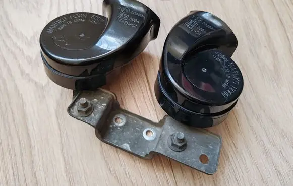 Subaru Legacy Horn signal