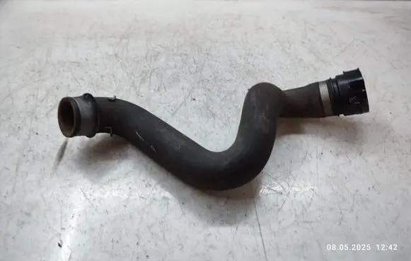 Mercedes-Benz ML W166 Engine coolant pipe/hose A1665000575