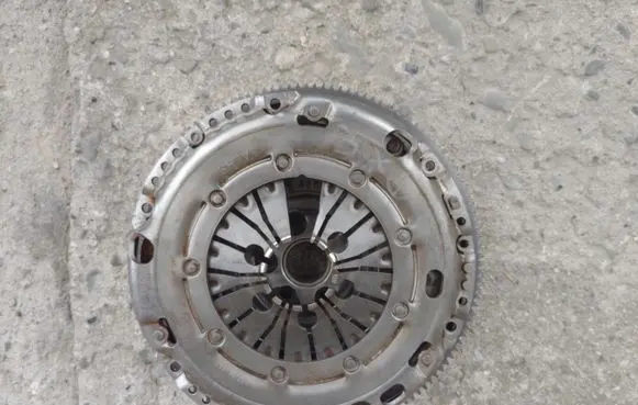 Skoda Superb B6 (3T) Dual mass flywheel 