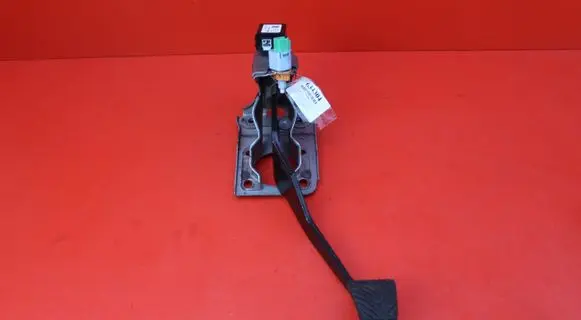 Mitsubishi ASX Accelerator throttle pedal