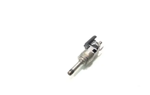 Volvo V40 Fuel injector 31432774